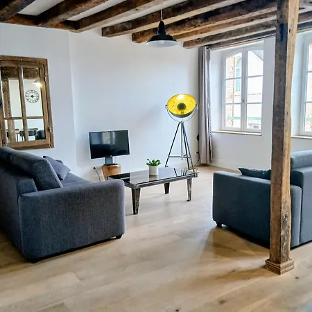 Au Terminus 15 Personnes * Hautvillers